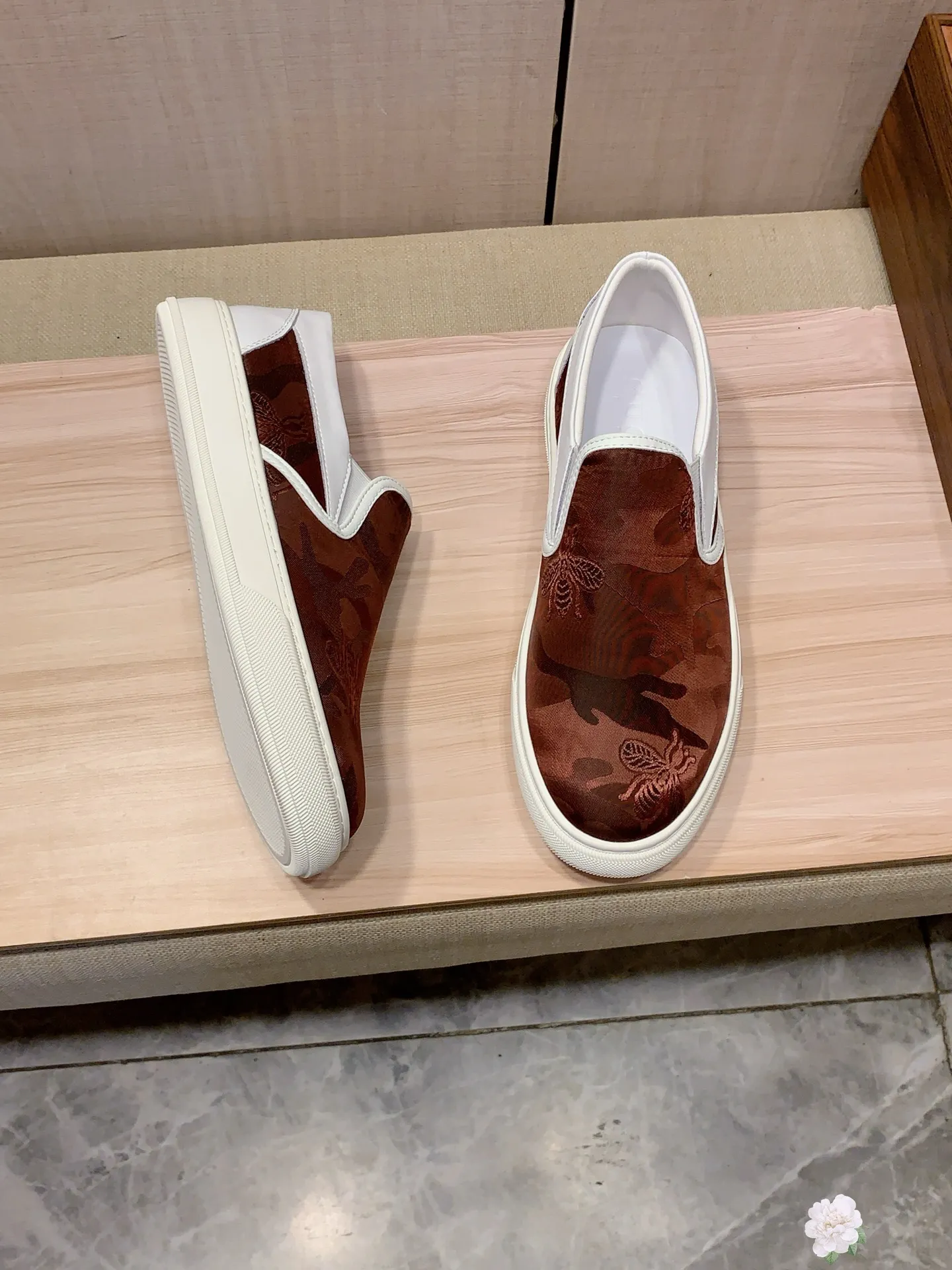 Men's men's shoes💰360💰💰🎩🎩[Lightning][Lightning] "Gucci*" The latest and most popular casual shoes, top brands [seduce] luxury~purchase, top~quality. [Strong] The upper is made of imported breathable cowhide with material ➕ breathable sheepskin lining (•) and fine workmanship. The original stylish and stylish soft rubber wear-resistant and non-slip outsole is light and comfortable on the feet. The real thing looks better when photographed in real life. No. 2661: Code: 38-44, 45 can be customized, 3️⃣ colors are available